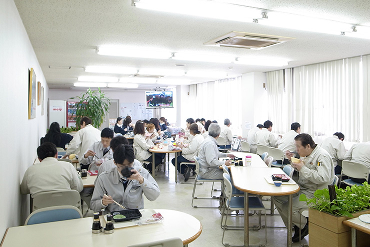 社員食堂（本社工場・岐阜工場）